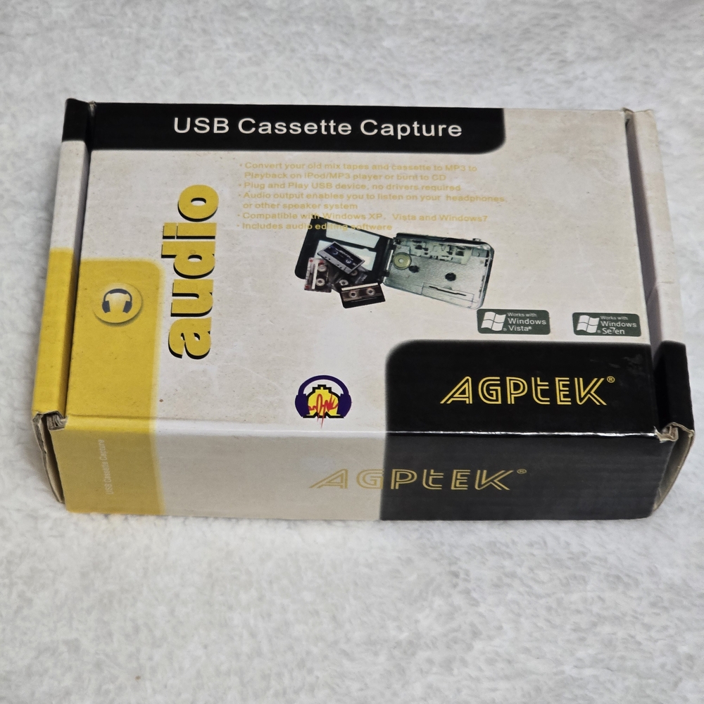 AGPtEK Super USB Cassette Capture Audio Tape to Digital Converter Portable